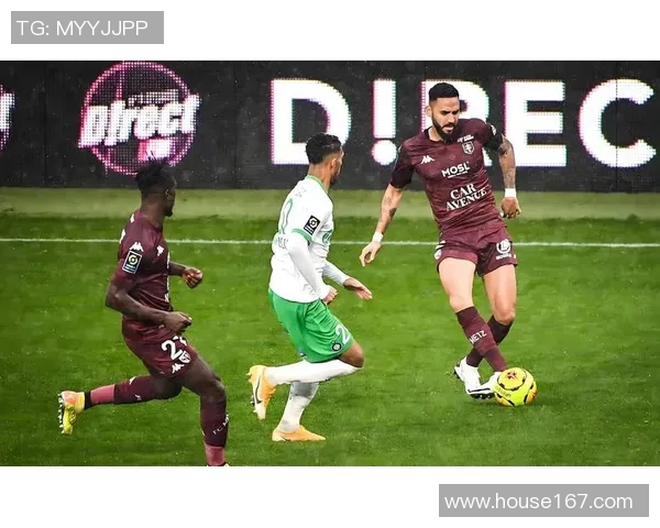 布雷斯特主场迎战里昂双方争夺法甲积分榜关键战役